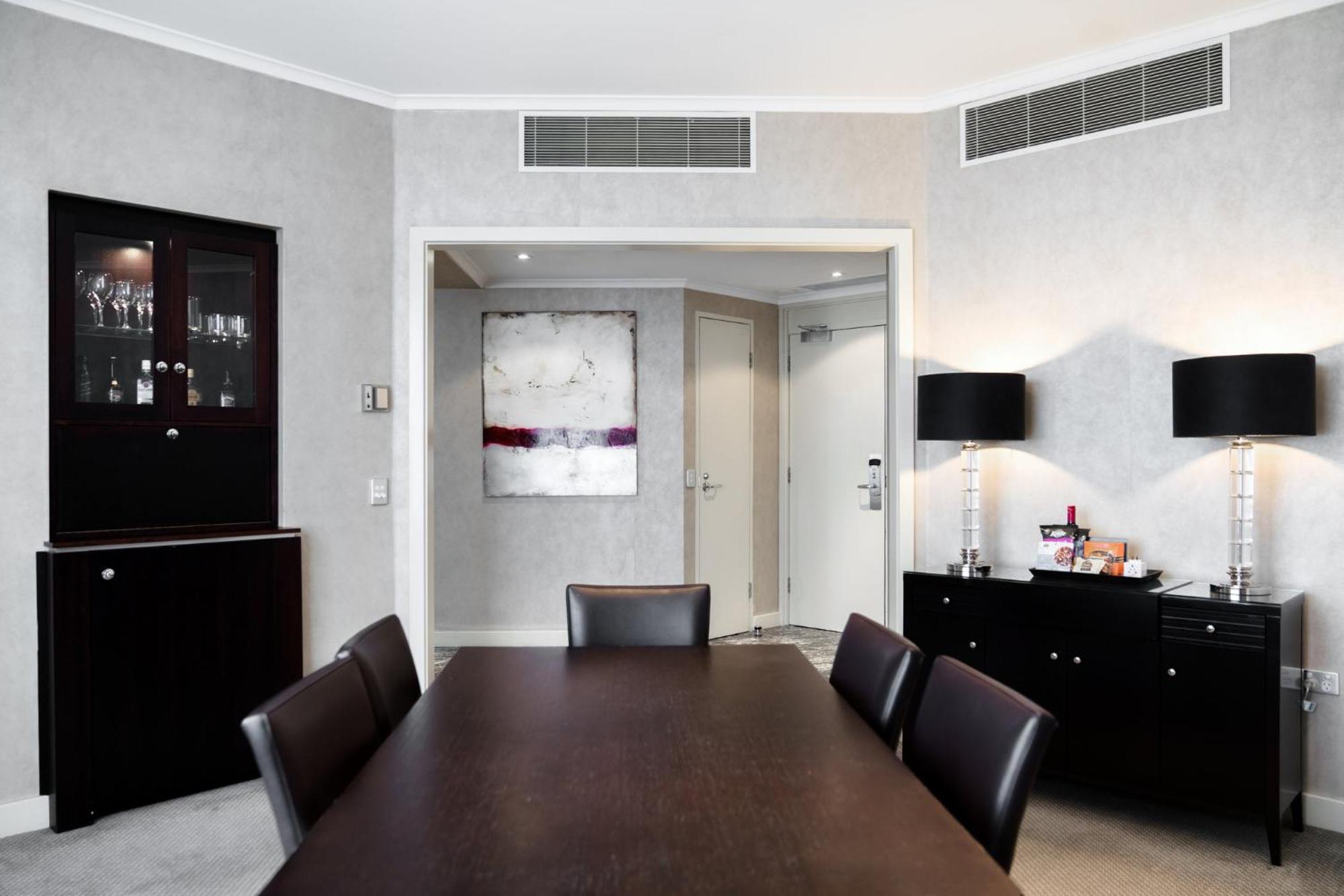 Intercontinental Adelaide By Ihg Hotel Exterior photo A private suite at the club