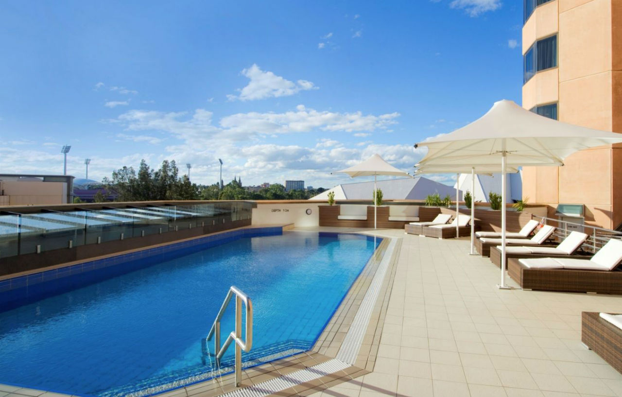 Intercontinental Adelaide By Ihg Hotel Exterior photo Rooftop pool